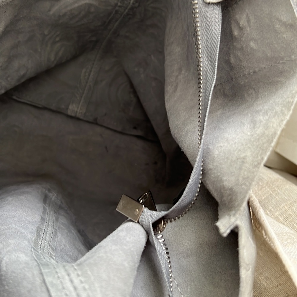 Borse in Pelle Made in Italy embossed leather shoulder / tote bag. - Picture 13 of 16